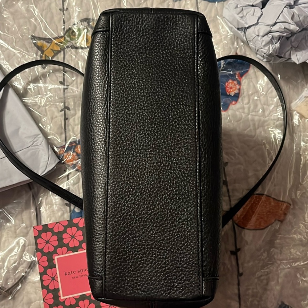 NWT Kate Spade medium triple compartment shoulder bag in black - Picture 3 of 13